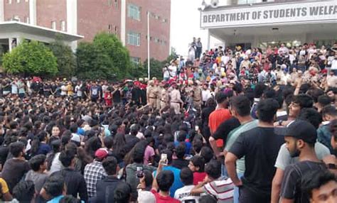 Chandigarh University MMS Leak Case Explained: Girl Allegedly .